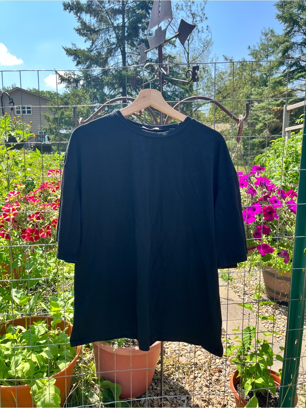 Ekouaer black Crewneck Short-Sleeve pajama shirt woman’s XL
